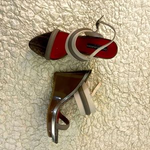 Charles Jourdan Wedges